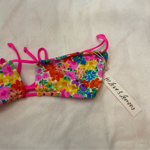 New! FOR LOVE & LEMONS Merrill String Bikini Top Floral 1936 - Picture 4 of 9